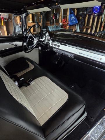 Ford Fairlane image 4
