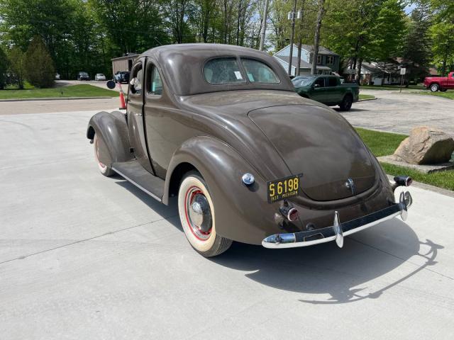 Ford Coupe image 4