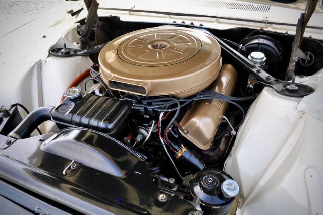 Ford Thunderbird image 5