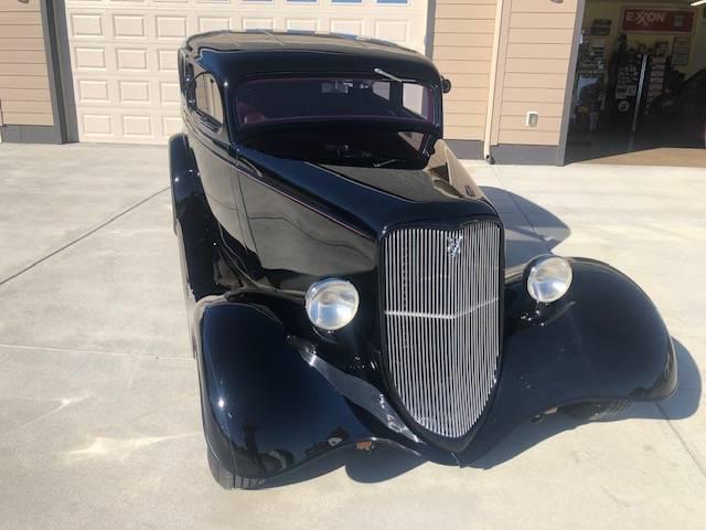 Ford Victoria image 6