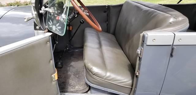 Ford Model A image 4