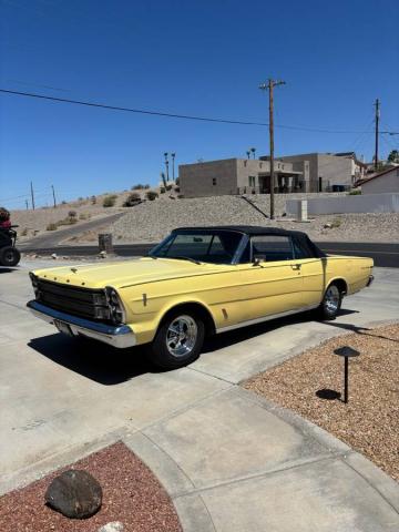Ford Galaxie 500 Convertible image 4