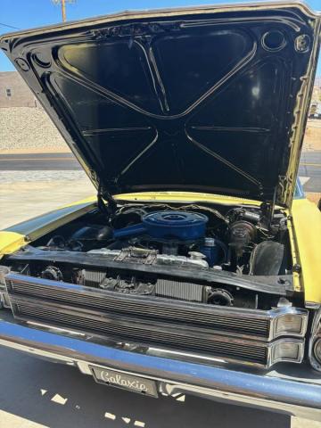 Ford Galaxie 500 Convertible image 5