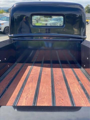 Ford F100 Pickup image 4