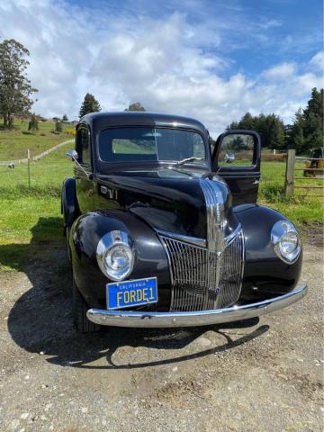 Ford F100 Pickup image 3