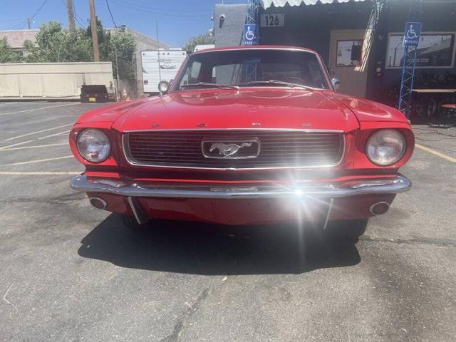 Ford Model image 4