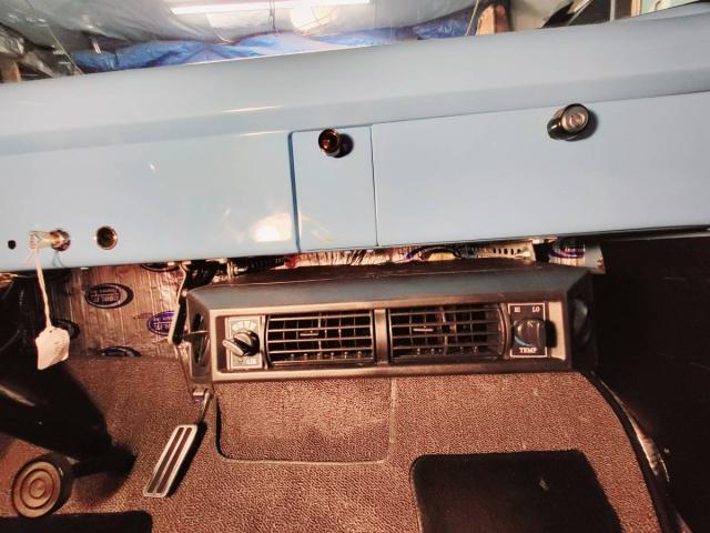 Ford F100 Pickup image 9