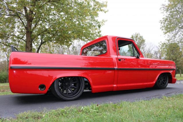 Ford F100 image 1