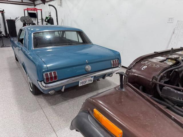 Ford Mustang image 7