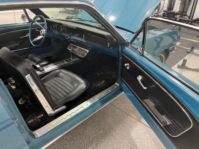 Ford Mustang image 8