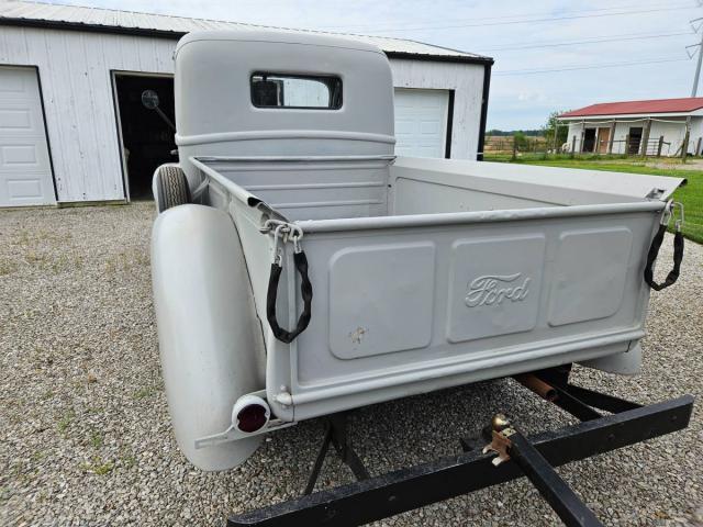 Ford Pickup image 3
