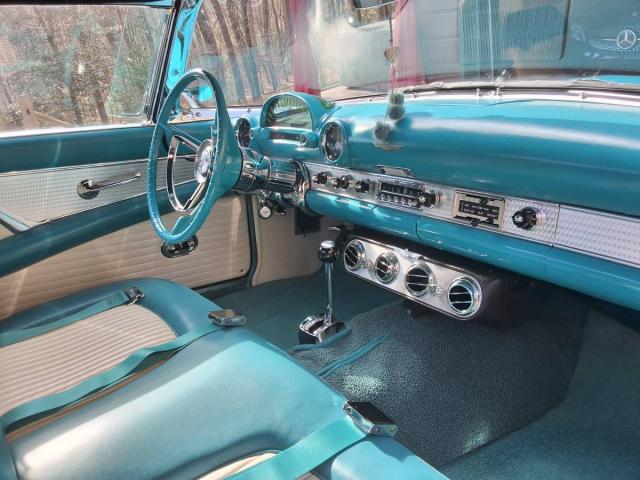 Ford Thunderbird Convertible image 9