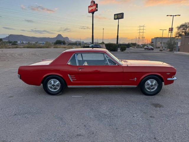 Ford Mustang image 9