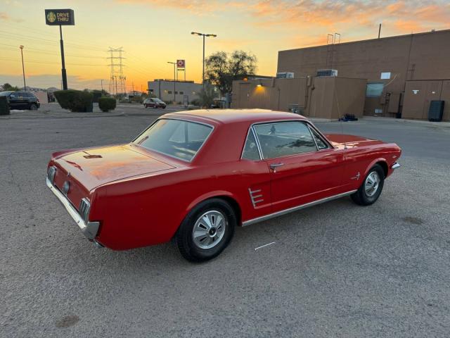Ford Mustang image 7