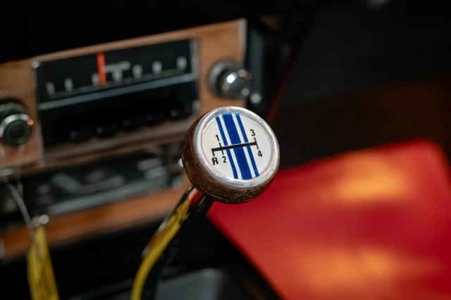 Ford Mustang image 2