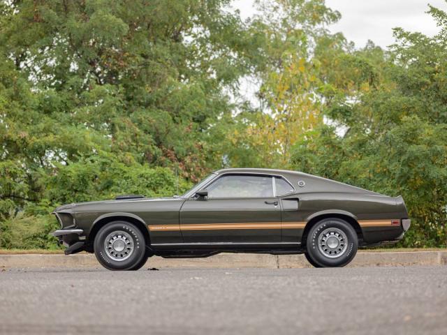 Ford Mustang image 5