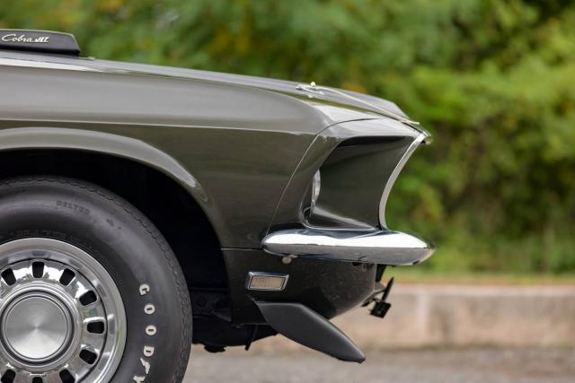 Ford Mustang image 4