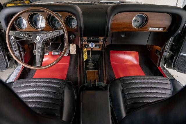 Ford Mustang image 2