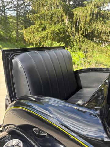 Ford Model A image 7