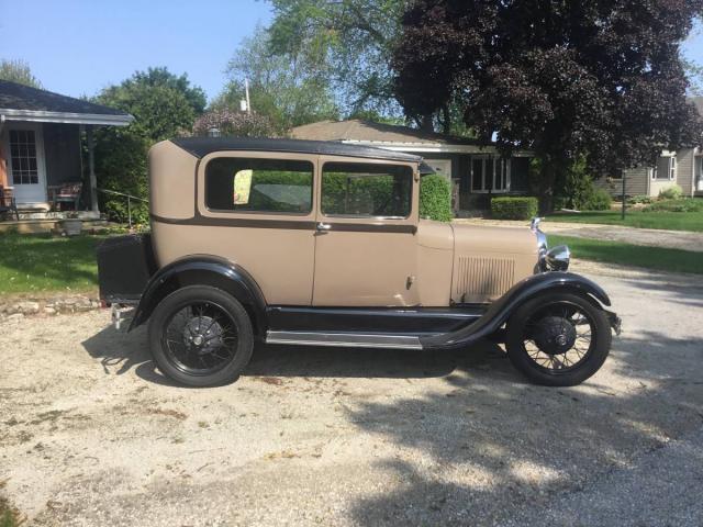 Ford Tudor image 3