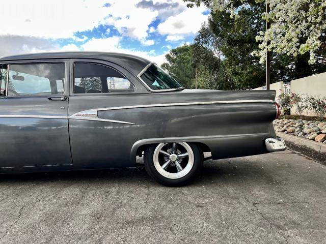 Ford Fairlane Customline image 4