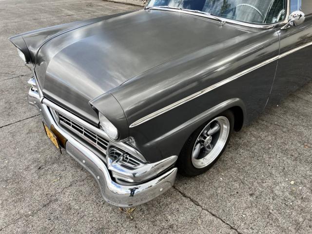 Ford Fairlane Customline image 5
