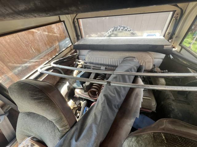 Ford Bronco image 6
