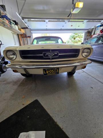 Ford Mustang image 7