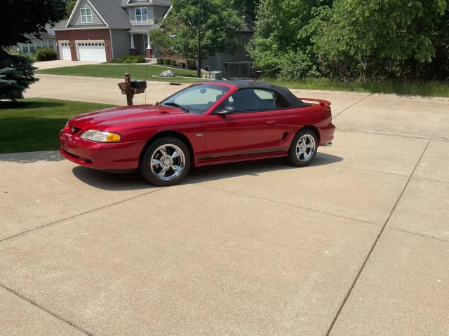 Ford Mustang Gt image 2