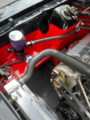 Ford Mustang Convertible image 1