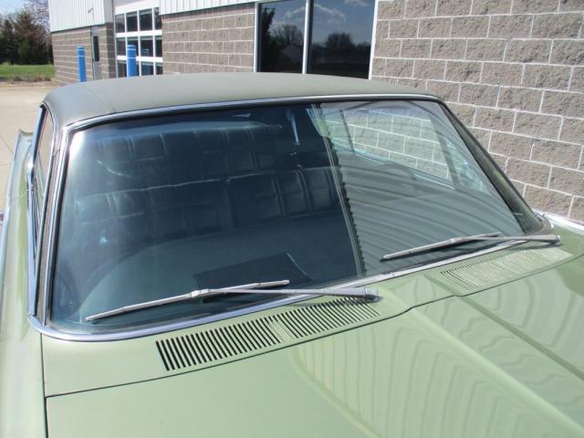Dodge Polara Hardtop Coupe image 3