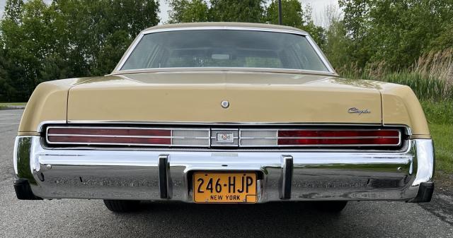 Chrysler Newport image 9