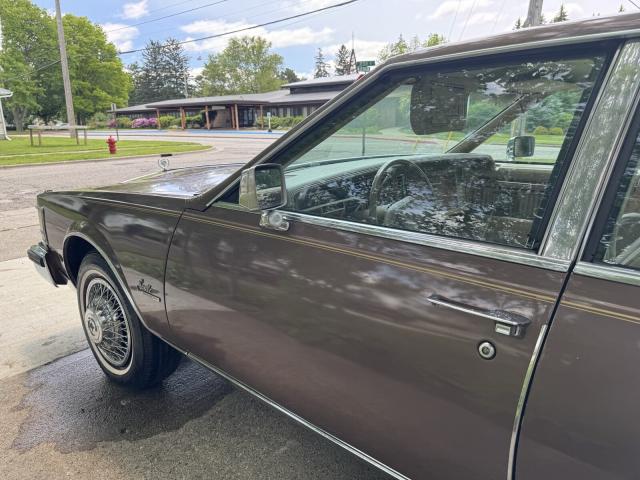 Cadillac Seville image 2
