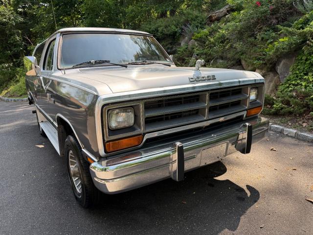Dodge Ramcharger image 6