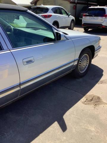 Cadillac Deville image 3
