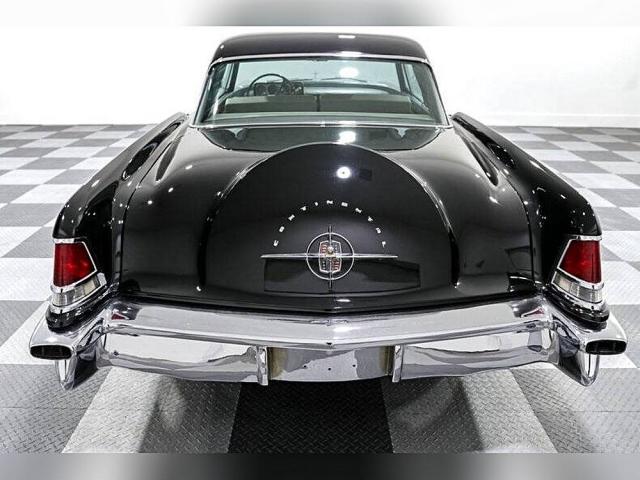 Lincoln Continental image 2
