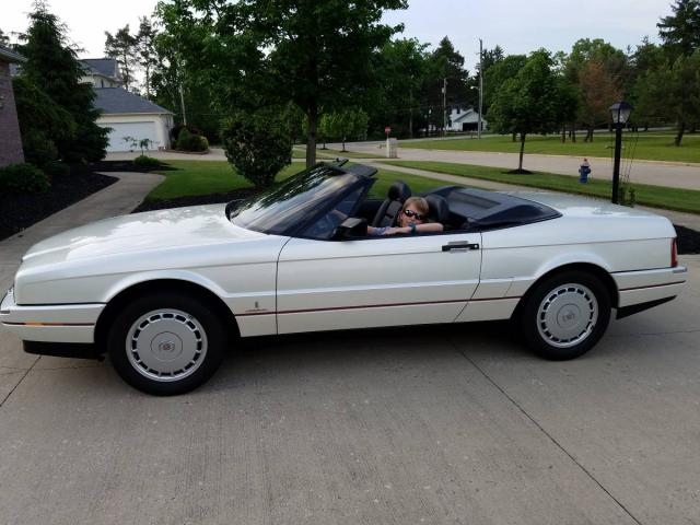 Cadillac Allante image 3