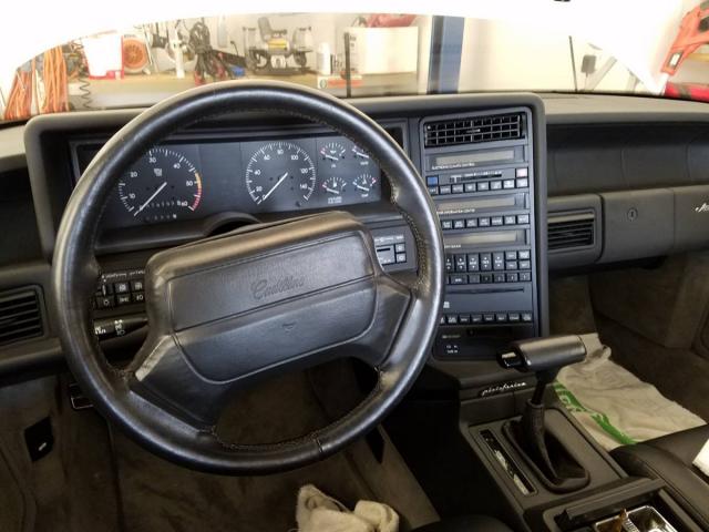 Cadillac Allante image 1
