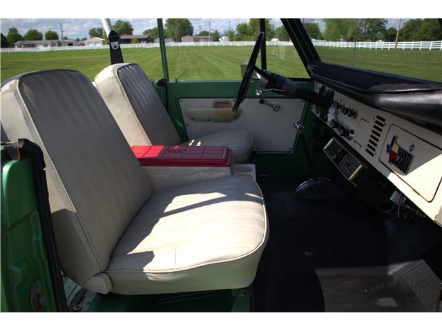 Ford Bronco image 9