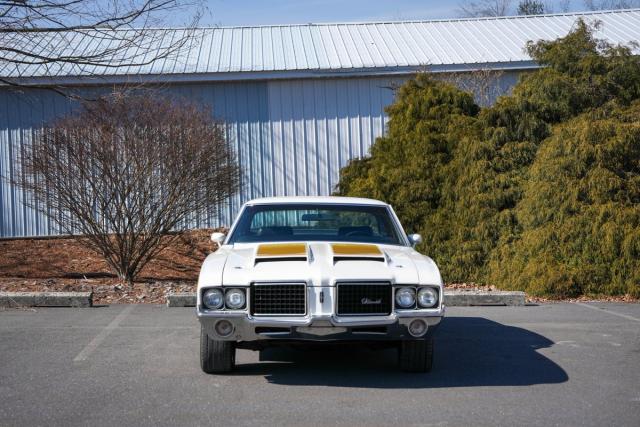 Oldsmobile Cutlass Hurst/olds image 9