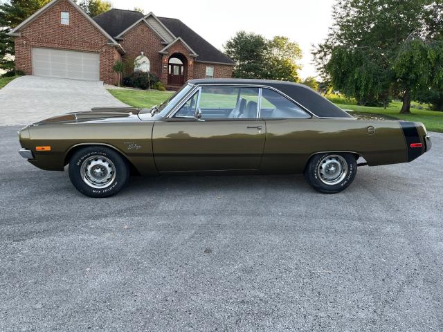 Dodge Dart image 9