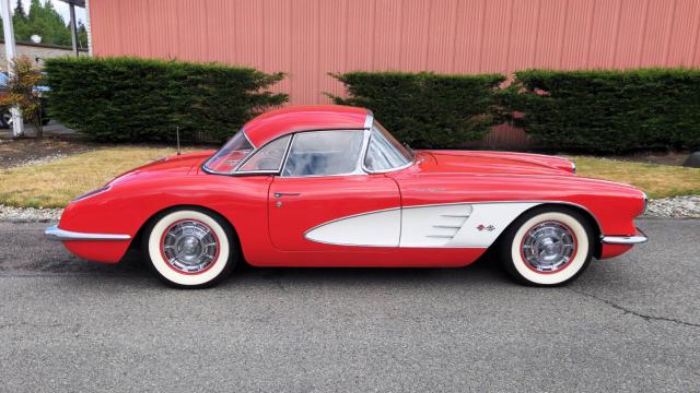 Chevrolet Corvette image 8
