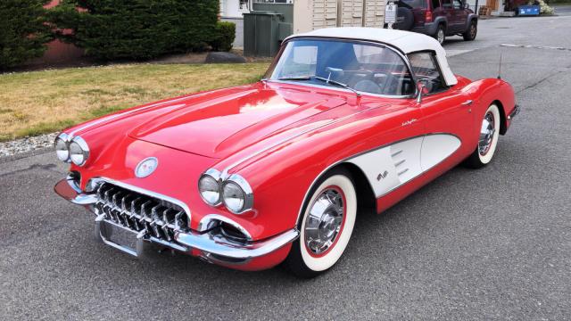 Chevrolet Corvette image 2