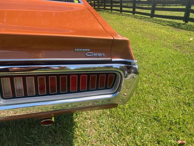 Dodge Charger image 9