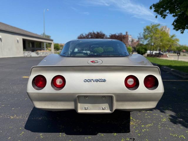 Chevrolet Corvette image 9