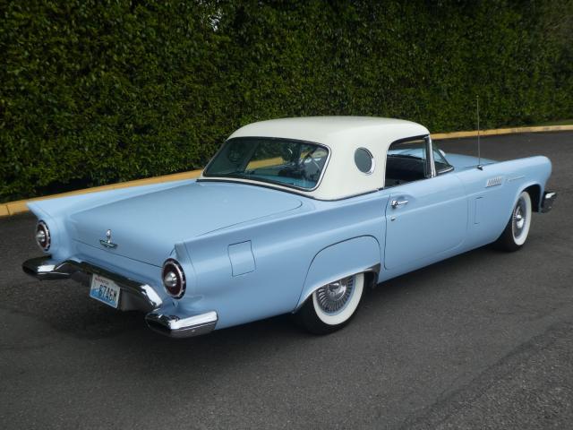 Ford Thunderbird image 7