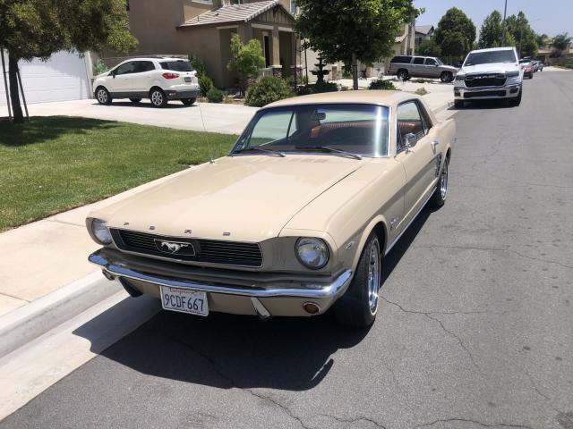 Ford Mustang image 6
