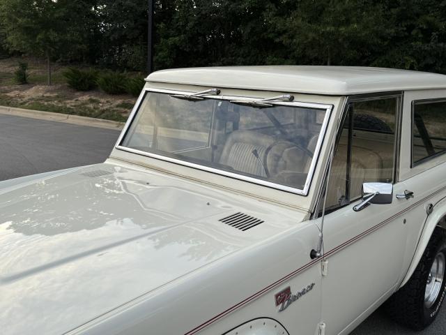 Ford Bronco image 5