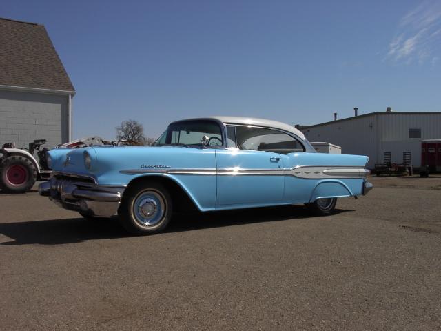 Pontiac Chieftan image 1