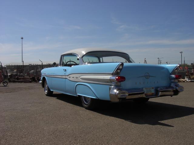 Pontiac Chieftan image 3